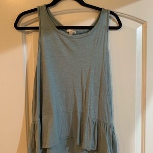 Gap tank top!